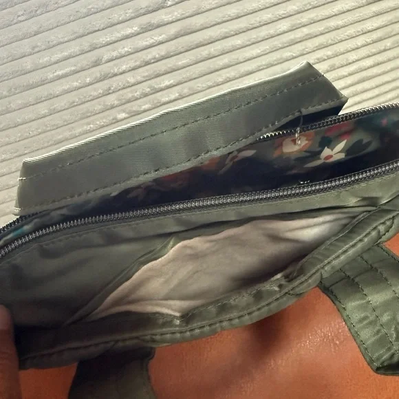 lug Quilted Olive Green Nylon Crossbody Tote - Picture 6 of 6